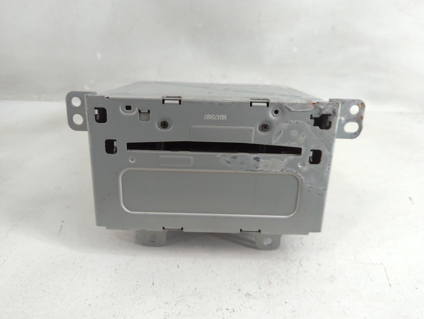 2011-2012 Chevrolet Cruze Radio AM FM Cd Player Receiver Replacement Fits Fits 2010 2011 2012 OEM Used Auto Parts - Oemuseda