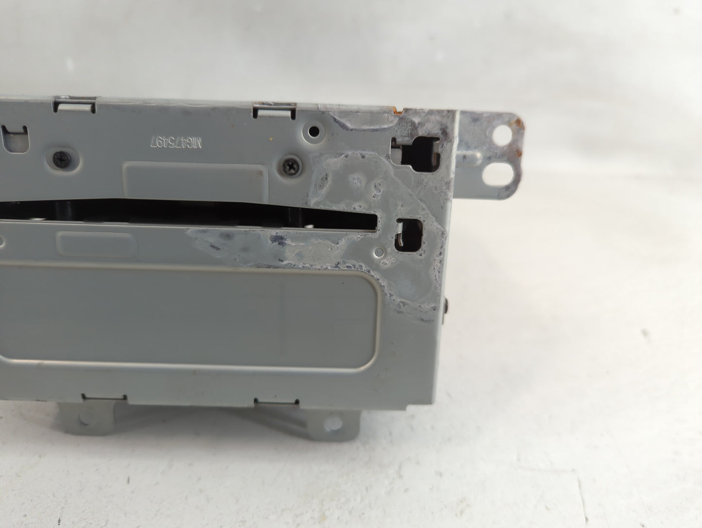 2011-2012 Chevrolet Cruze Radio AM FM Cd Player Receiver Replacement Fits Fits 2010 2011 2012 OEM Used Auto Parts - Oemuseda
