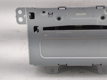 2011-2012 Chevrolet Cruze Radio AM FM Cd Player Receiver Replacement P/N:22870782 Fits Fits 2010 2011 2012 OEM Used Auto Parts