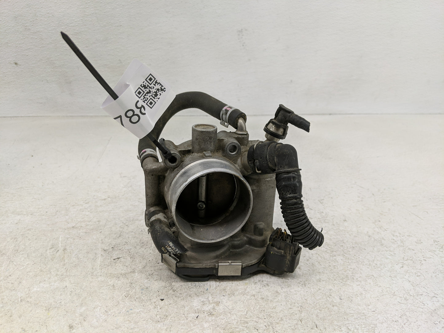 2011-2016 Chevrolet Cruze Throttle Body Fits Fits 2009 2010 2011 2012 2013 2014 2015 2016 2017 2018 OEM Used Auto Parts - Oe