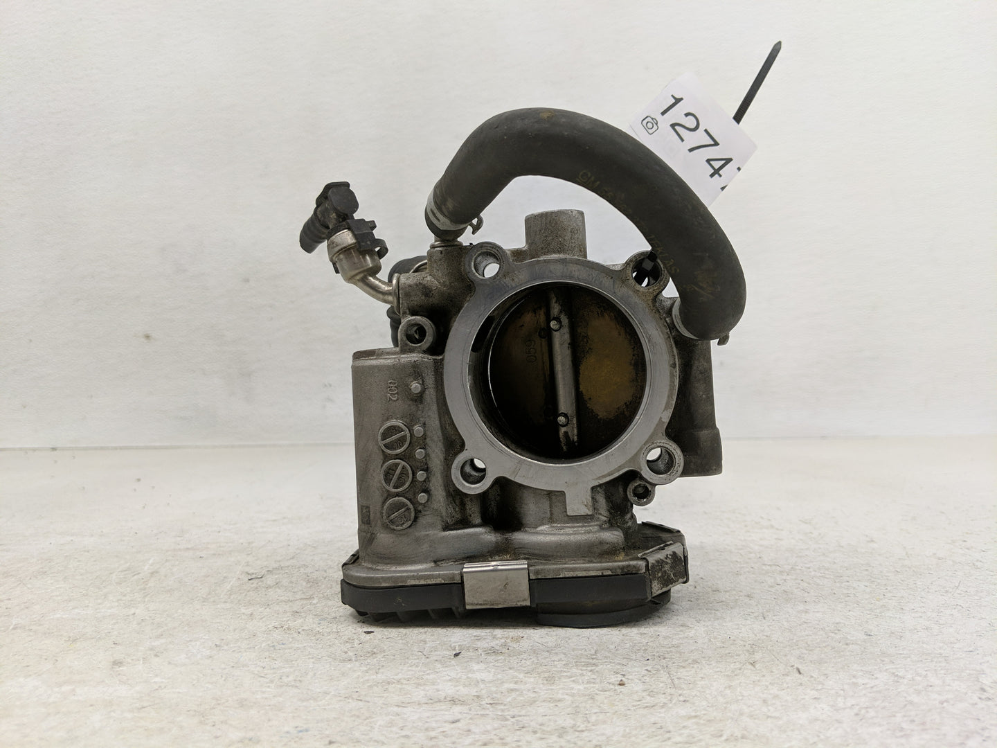 2011-2016 Chevrolet Cruze Throttle Body Fits Fits 2009 2010 2011 2012 2013 2014 2015 2016 2017 2018 OEM Used Auto Parts - Oe