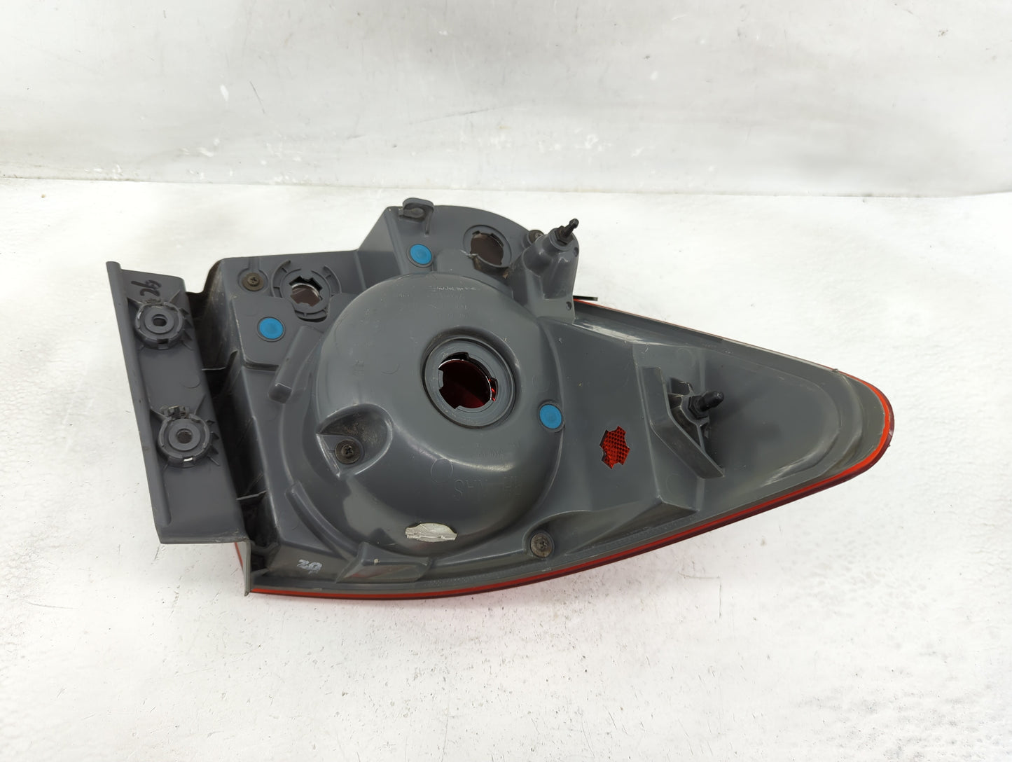 2011-2016 Chevrolet Cruze Tail Light Assembly Passenger Right OEM P/N:AIRST 11 1P Fits Fits 2011 2012 2013 2014 2015 2016 OE