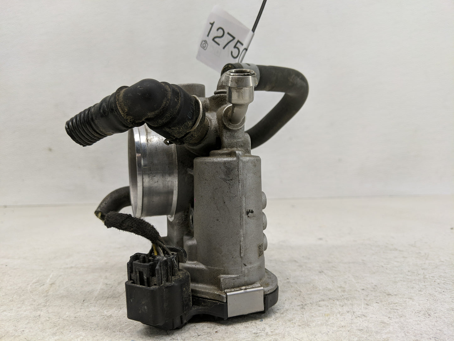 2011-2016 Chevrolet Cruze Throttle Body P/N:55 577 375 Fits Fits 2009 2010 2011 2012 2013 2014 2015 2016 2017 2018 OEM Used 