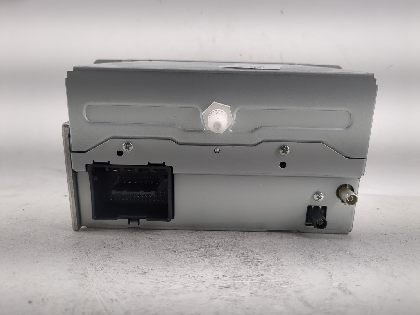 2012 Chevrolet Cruze Radio AM FM Cd Player Receiver Replacement P/N:22870782 Fits OEM Used Auto Parts - Oemusedautoparts1.co