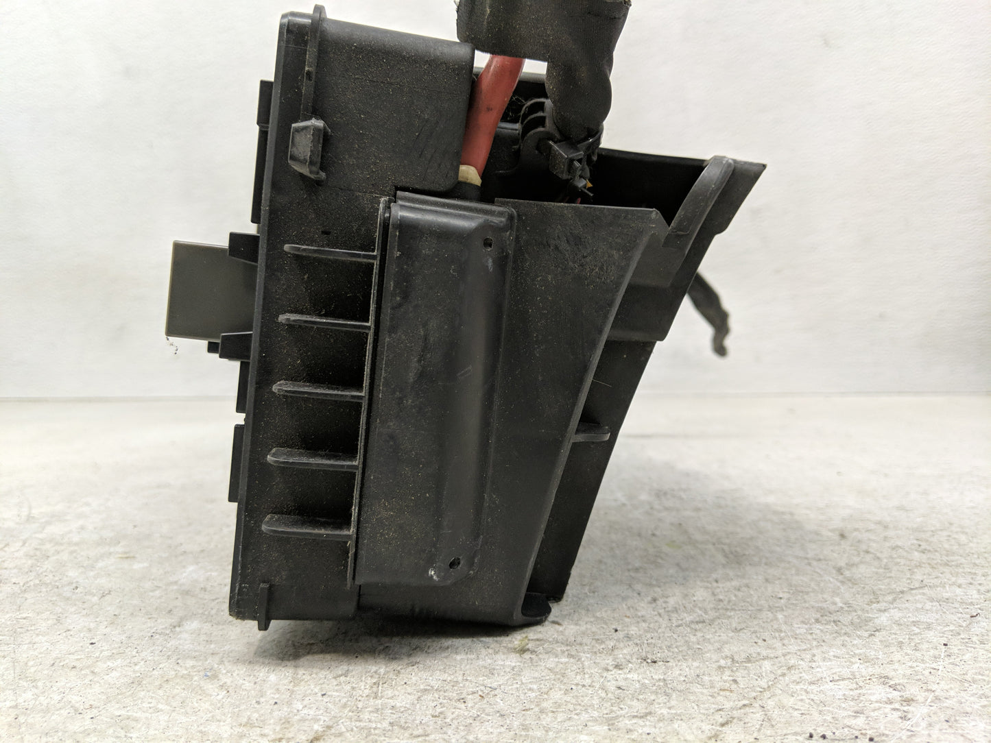 2011-2014 Chevrolet Cruze Fusebox Fuse Box Panel Relay Module P/N:812461952 Fits Fits 2011 2012 2013 2014 OEM Used Auto Part