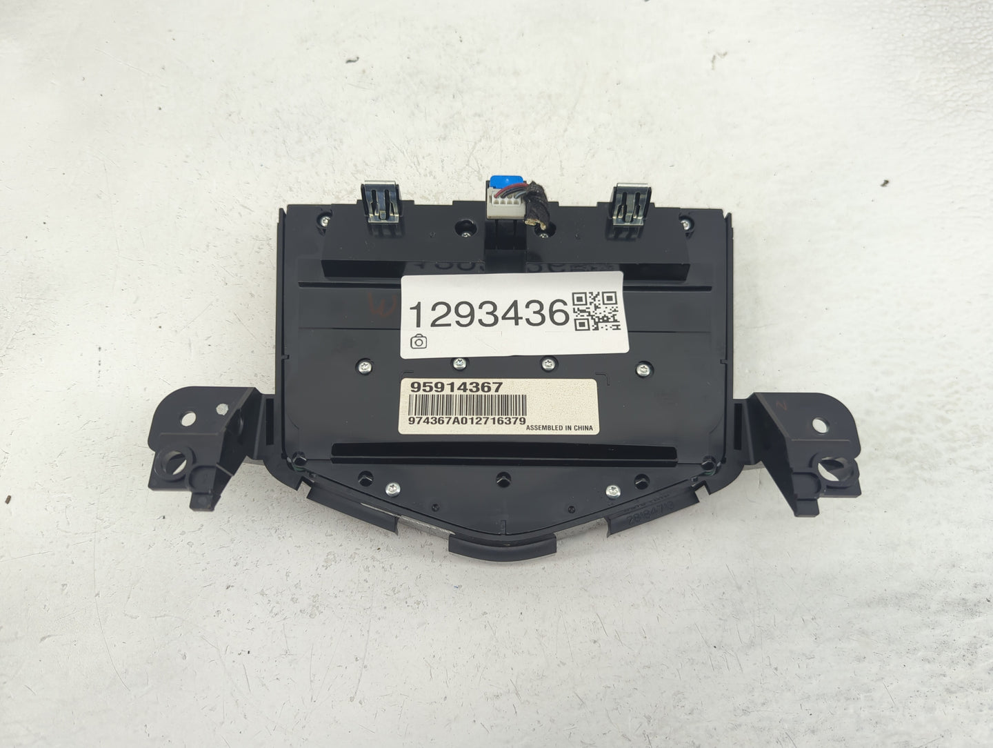 2012-2016 Chevrolet Cruze Radio Control Panel - Oemusedautoparts1.com