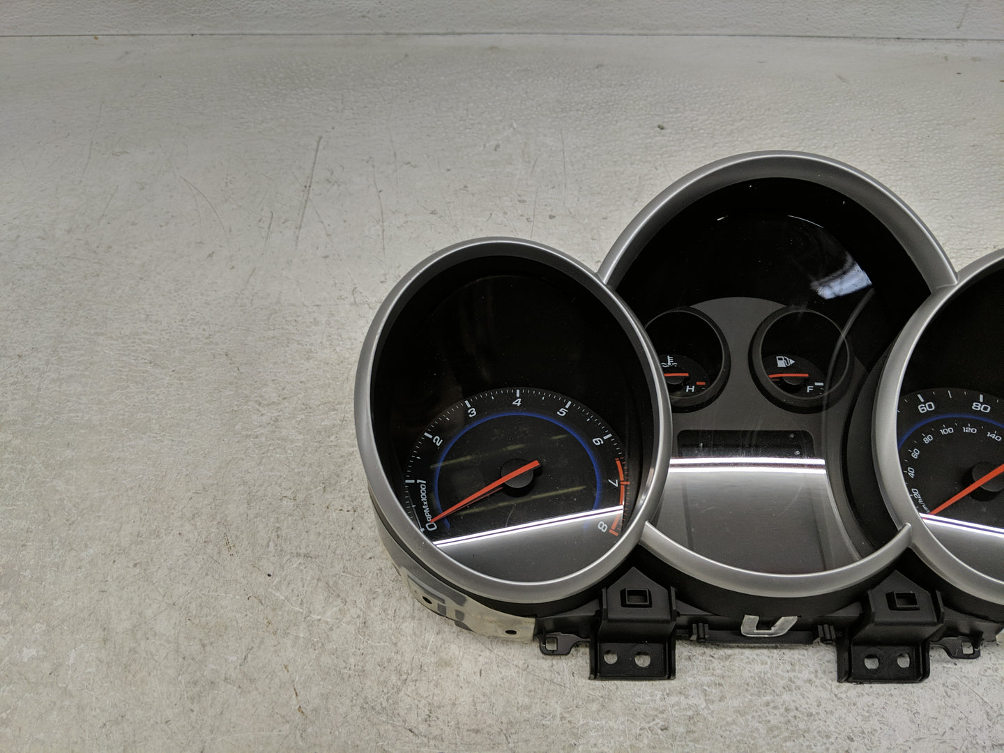 2012 Chevrolet Cruze Instrument Cluster Speedometer Gauges P/N:95487986 Fits OEM Used Auto Parts - Oemusedautoparts1.com