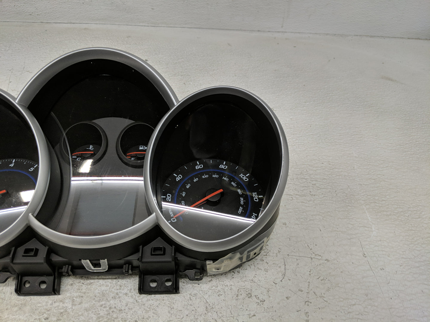 2012 Chevrolet Cruze Instrument Cluster Speedometer Gauges P/N:95487986 Fits OEM Used Auto Parts - Oemusedautoparts1.com