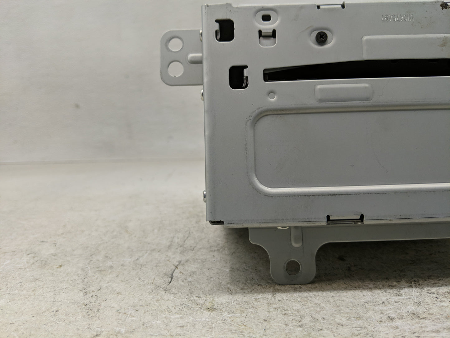 2011-2012 Chevrolet Cruze Radio AM FM Cd Player Receiver Replacement P/N:20983517 22870782 Fits Fits 2010 2011 2012 OEM Used