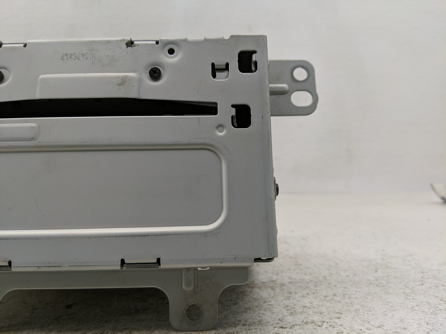 2011-2012 Chevrolet Cruze Radio AM FM Cd Player Receiver Replacement P/N:20983517 22870782 Fits Fits 2010 2011 2012 OEM Used