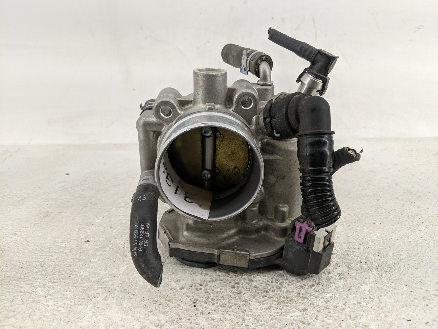 2011-2016 Chevrolet Cruze Throttle Body P/N:55 561 495 55 577 375 Fits Fits 2009 2010 2011 2012 2013 2014 2015 2016 2017 201