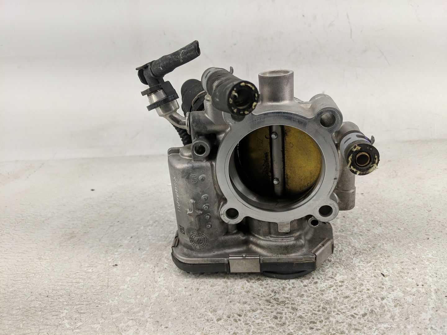 2011-2016 Chevrolet Cruze Throttle Body P/N:55 561 495 55 577 375 Fits Fits 2009 2010 2011 2012 2013 2014 2015 2016 2017 201