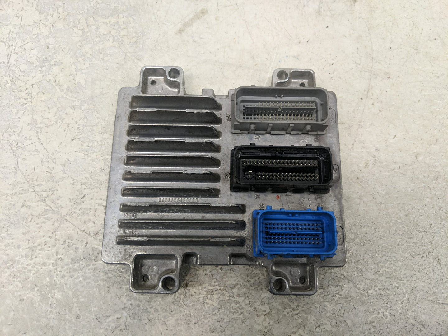 2012-2015 Chevrolet Cruze PCM Engine Control Computer ECU ECM PCU OEM P/N:12647241 Fits Fits 2012 2014 2015 OEM Used Auto Pa