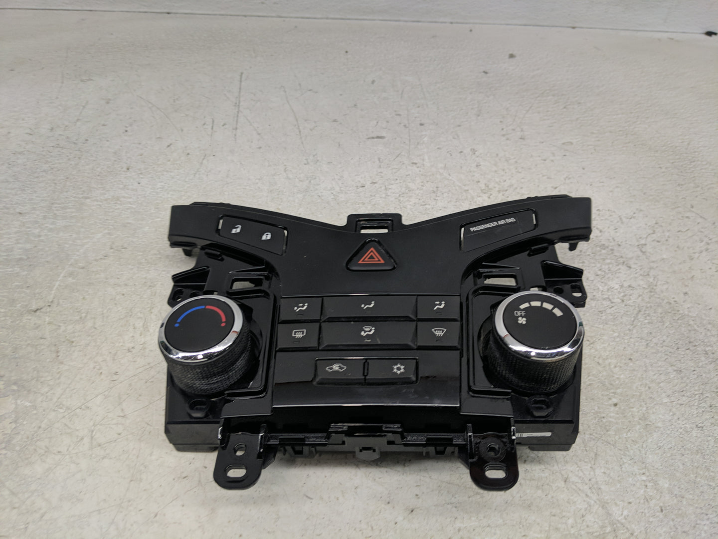 2011-2012 Chevrolet Cruze Climate Control Module Temperature AC/Heater Replacement P/N:95017054 Fits Fits 2011 2012 OEM Used