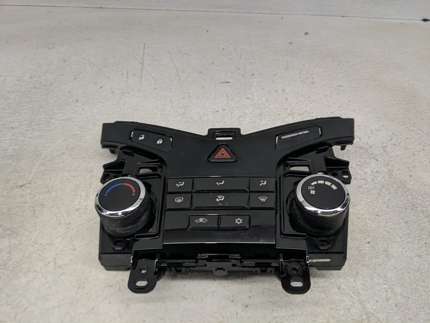 2011-2012 Chevrolet Cruze Climate Control Module Temperature AC/Heater Replacement P/N:95017054 Fits Fits 2011 2012 OEM Used