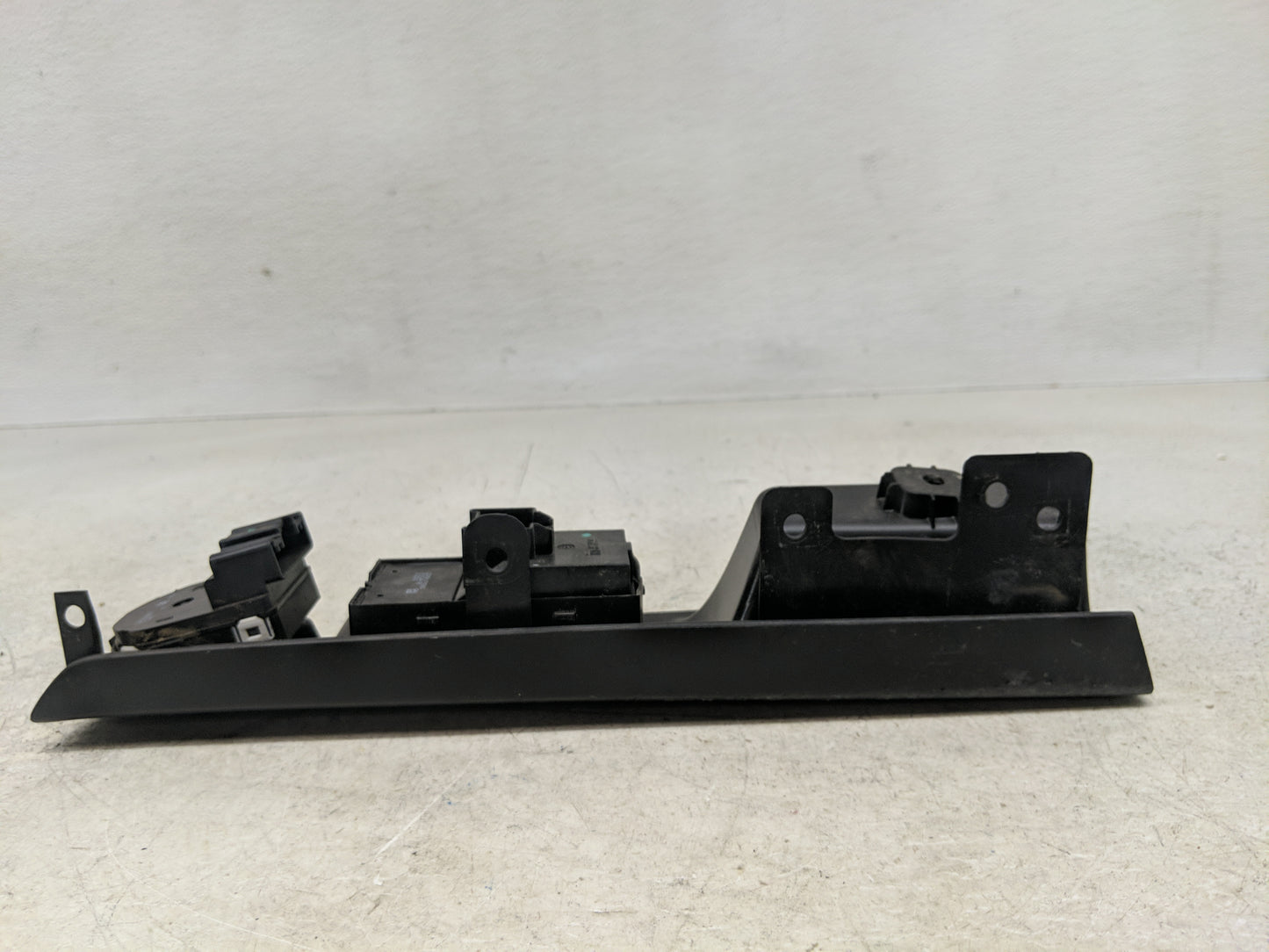 2011-2013 Chevrolet Cruze Master Power Window Switch Replacement Driver Side Left P/N:20917580 Fits Fits 2011 2012 2013 OEM 
