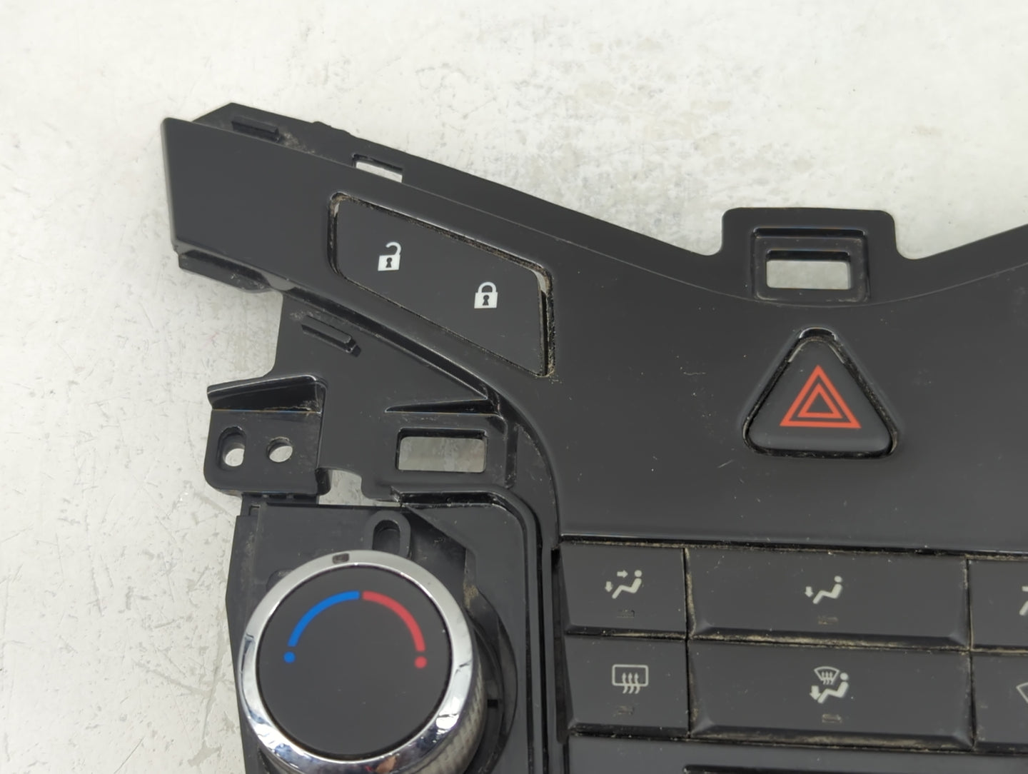 2011-2012 Chevrolet Cruze Climate Control Module Temperature AC/Heater Replacement P/N:95017054 Fits Fits 2011 2012 OEM Used