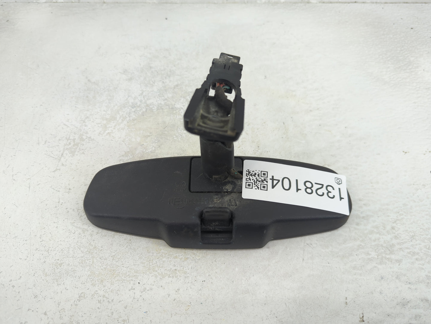 2011-2016 Chevrolet Cruze Interior Rear View Mirror Replacement OEM P/N:A048070 Fits OEM Used Auto Parts - Oemusedautoparts1