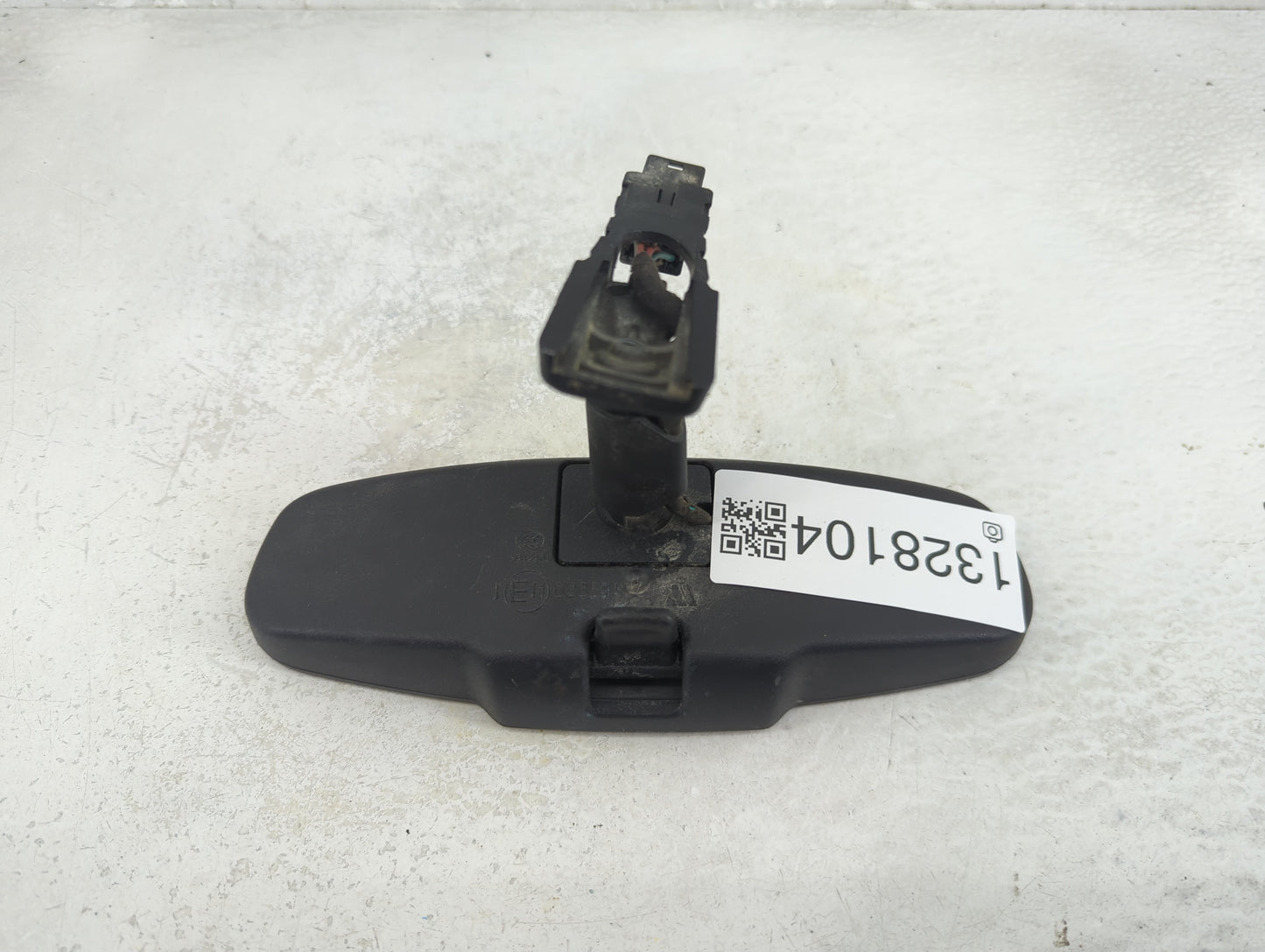 2011-2016 Chevrolet Cruze Interior Rear View Mirror Replacement OEM P/N:A048070 Fits OEM Used Auto Parts - Oemusedautoparts1