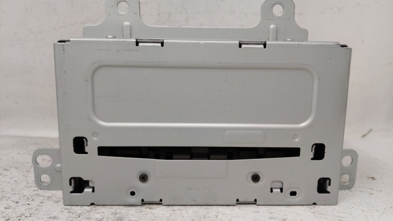 2012-2012 Chevrolet Cruze Am Fm Cd Player Radio Receiver - Oemusedautoparts1.com
