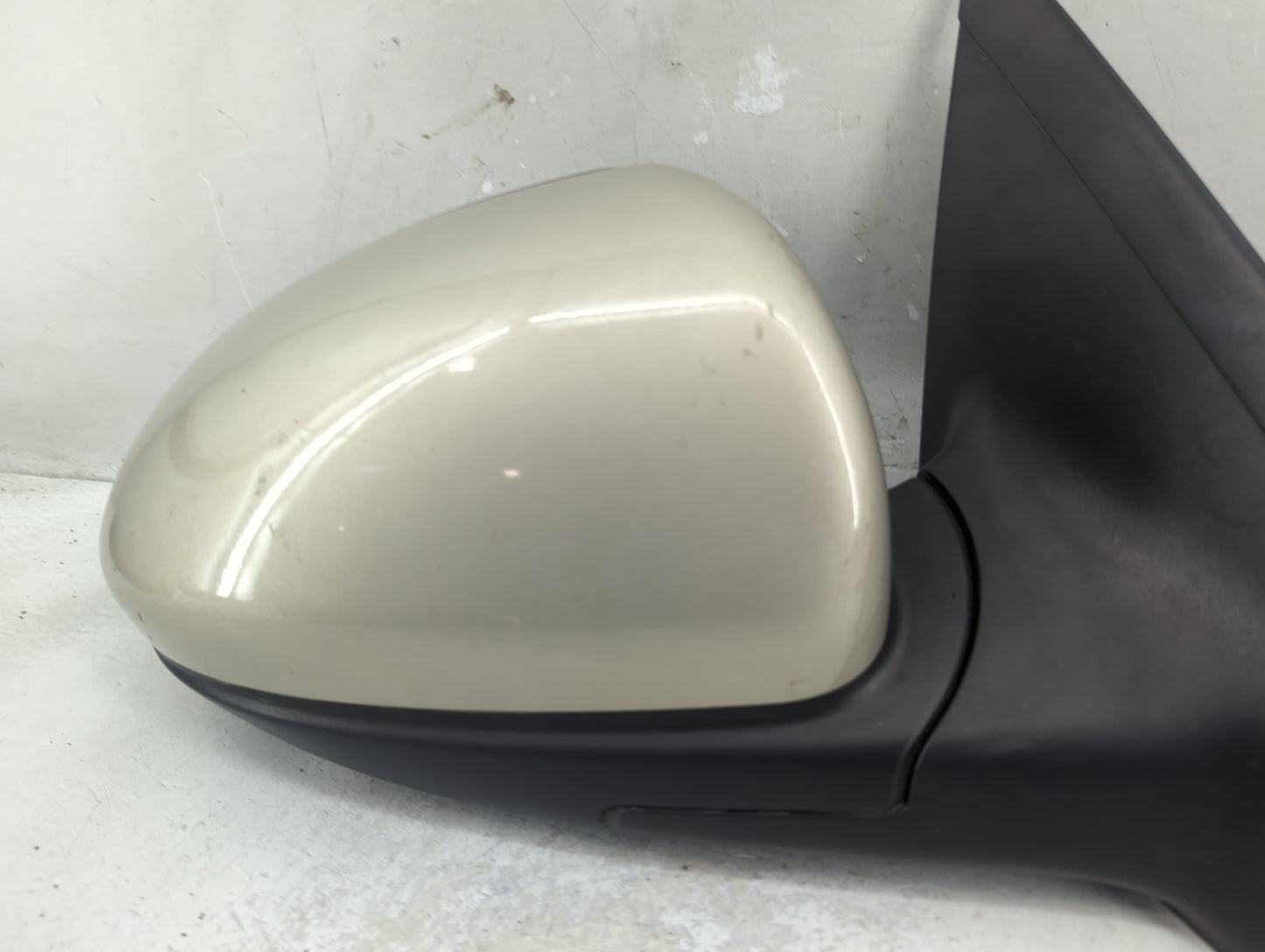 2011-2016 Chevrolet Cruze Passenger Side View Mirror - Right Door Mirror OEM Used - Oemusedautoparts1.com