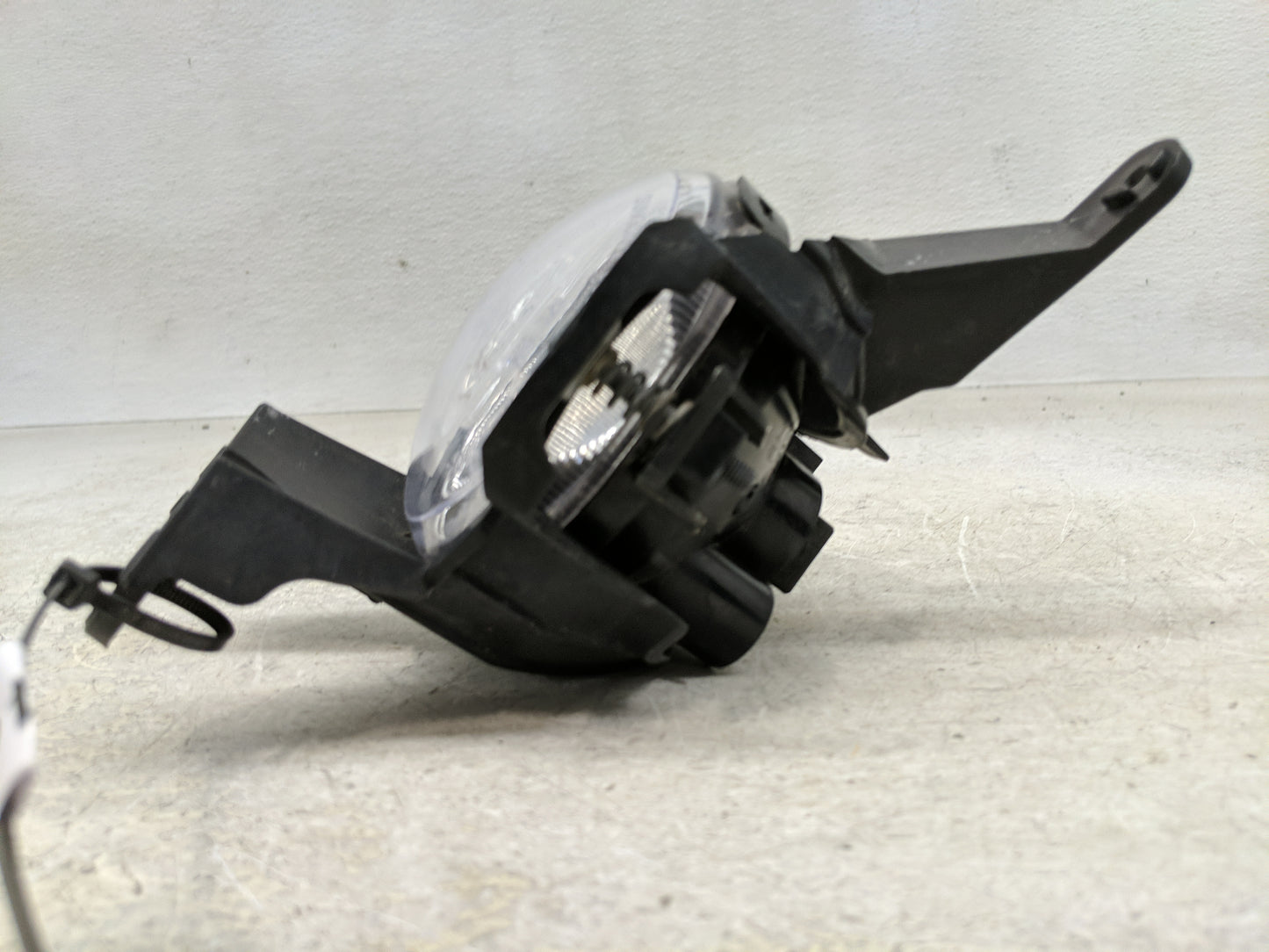 2011-2014 Chevrolet Cruze Passenger Right Oem Front Light Lamp - Oemusedautoparts1.com