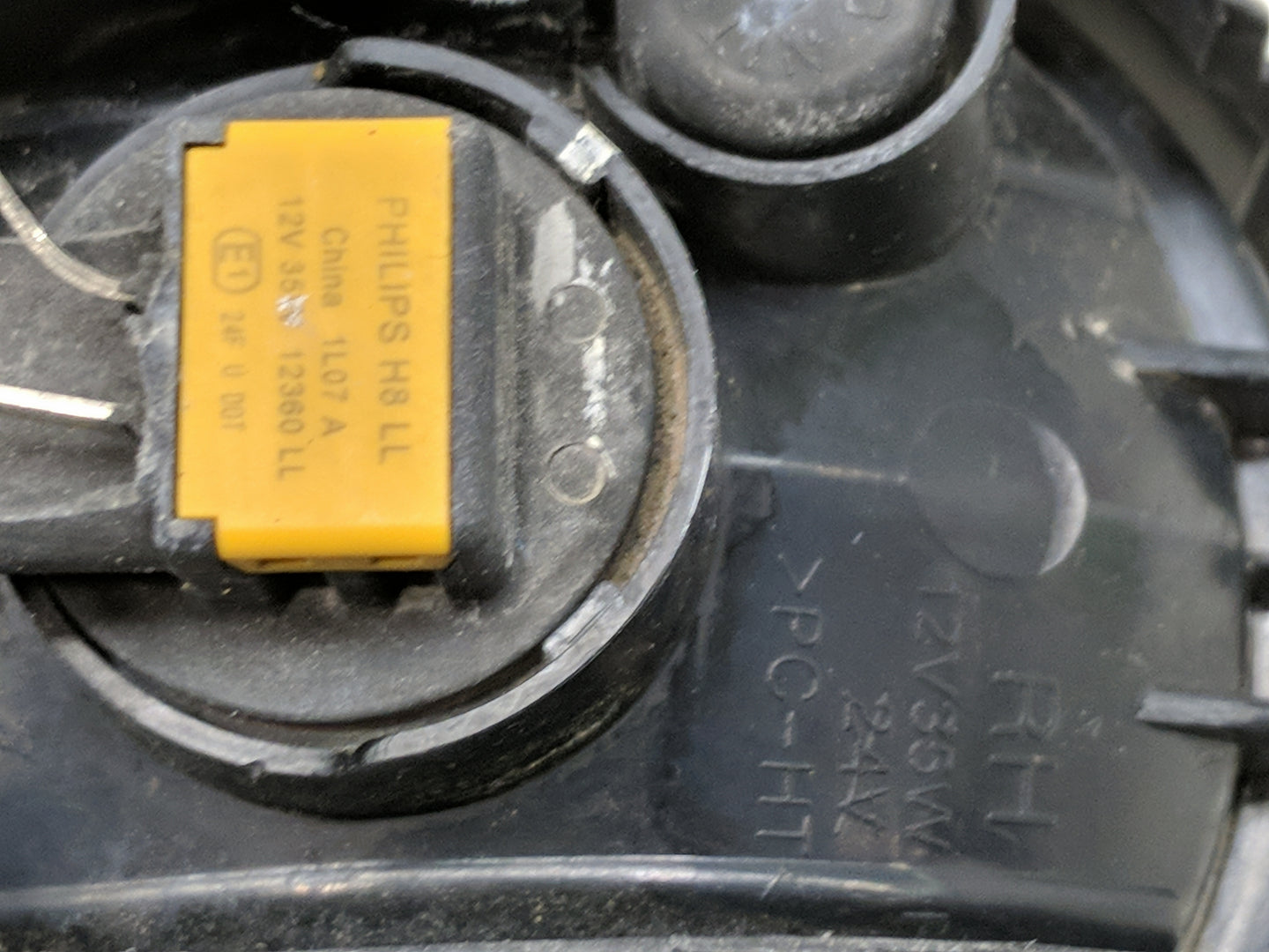 2011-2014 Chevrolet Cruze Passenger Right Oem Front Light Lamp - Oemusedautoparts1.com