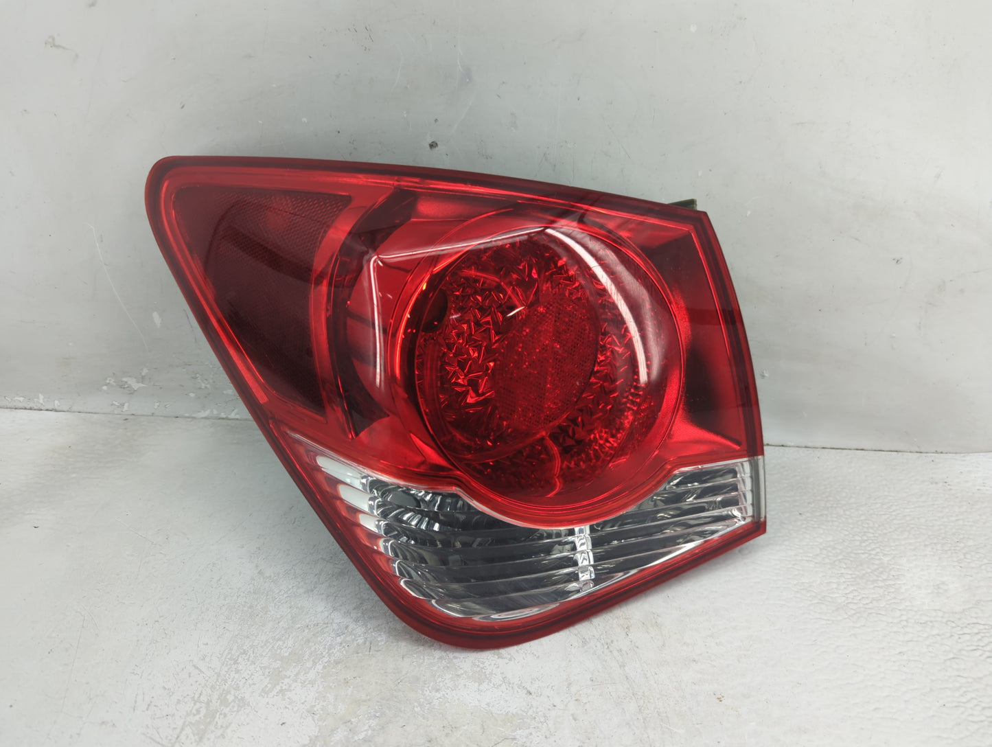 2011-2016 Chevrolet Cruze Tail Light Assembly Driver Left OEM Fits Fits 2011 2012 2013 2014 2015 2016 OEM Used Auto Parts - 