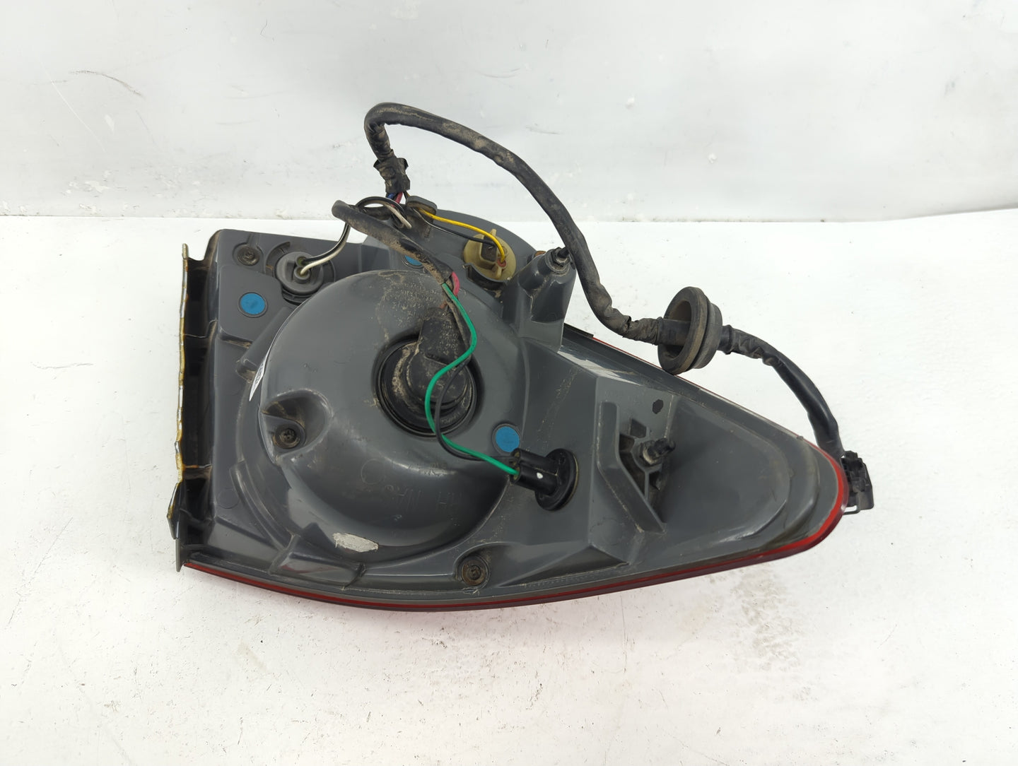 2011-2016 Chevrolet Cruze Tail Light Assembly Passenger Right OEM Fits Fits 2011 2012 2013 2014 2015 2016 OEM Used Auto Part