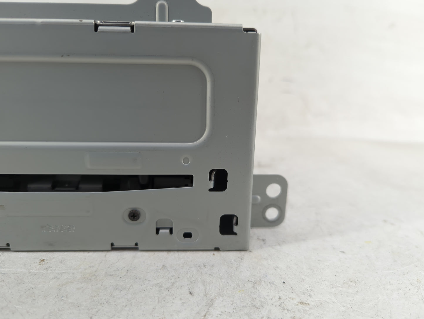 2011-2012 Chevrolet Cruze Radio AM FM Cd Player Receiver Replacement P/N:22870782 Fits Fits 2010 2011 2012 OEM Used Auto Par