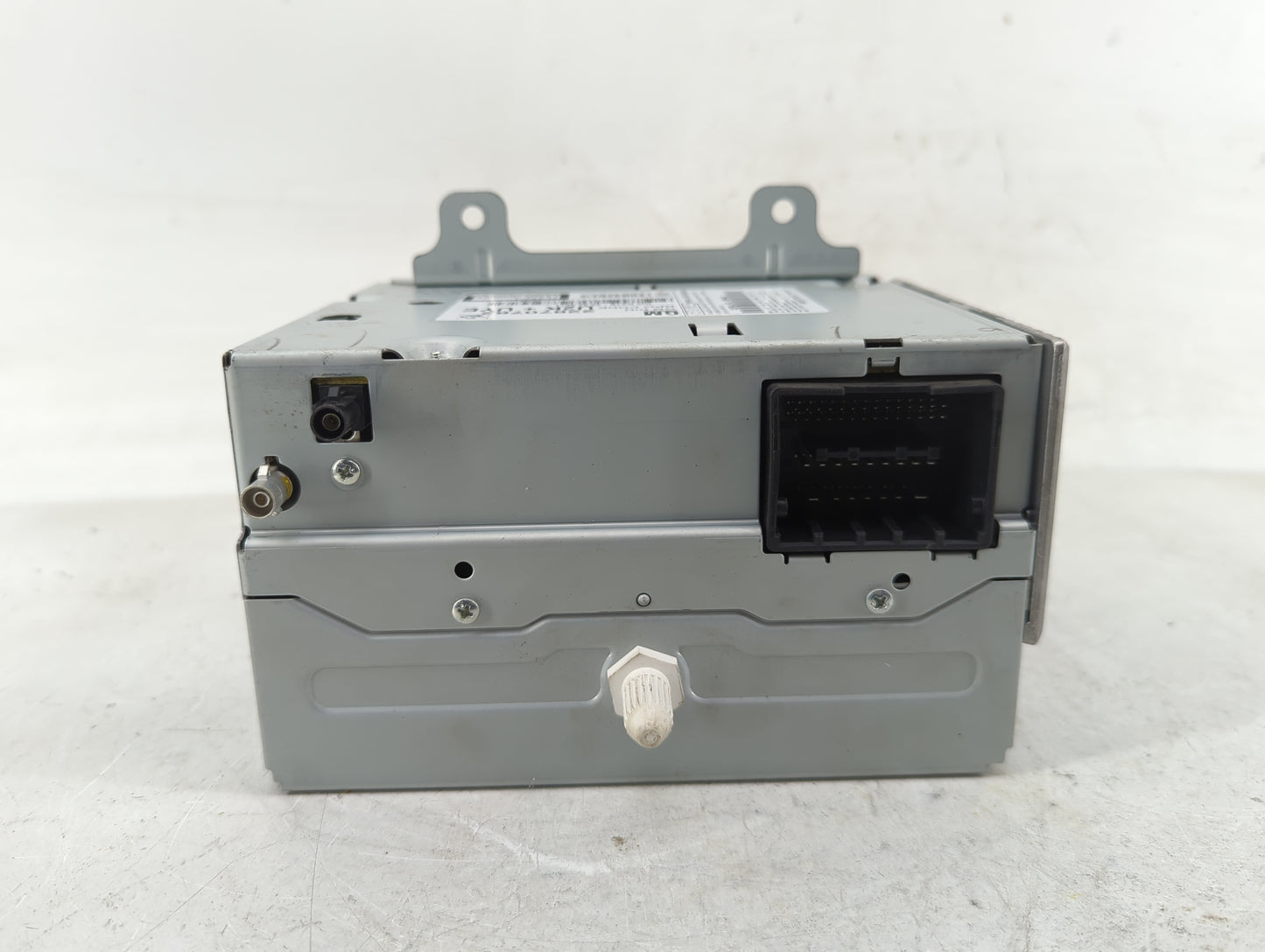 2011-2012 Chevrolet Cruze Radio AM FM Cd Player Receiver Replacement P/N:22870782 Fits Fits 2010 2011 2012 OEM Used Auto Par