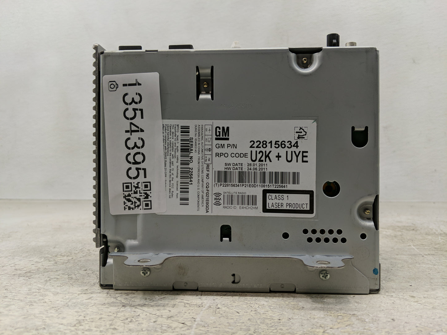 2012 Chevrolet Cruze Radio AM FM Cd Player Receiver Replacement P/N:22815634 Fits OEM Used Auto Parts - Oemusedautoparts1.co