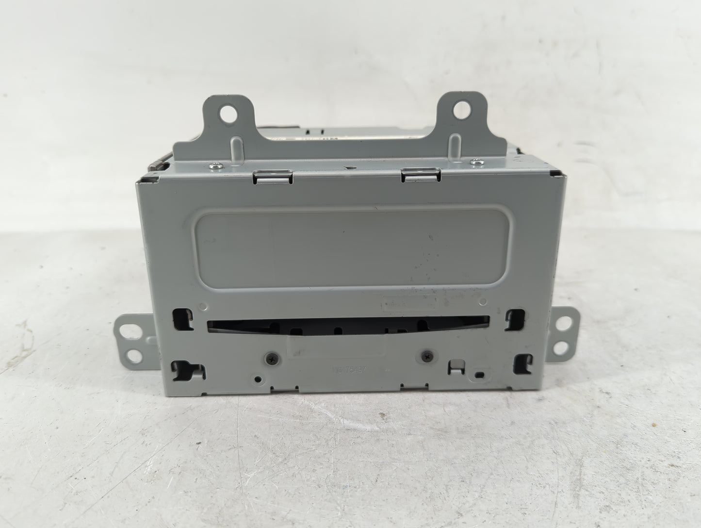 2011-2012 Chevrolet Cruze Radio AM FM Cd Player Receiver Replacement P/N:20983517 22870782 Fits Fits 2010 2011 2012 OEM Used