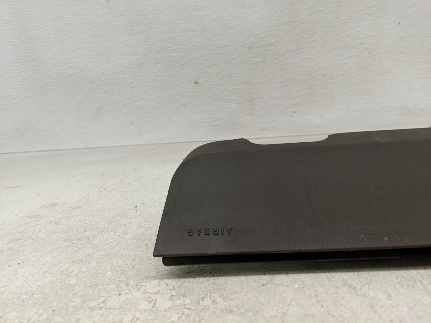 2011-2012 Chevrolet Cruze Air Bag Passenger Seat Right OEM P/N:813645686 Fits Fits 2011 2012 OEM Used Auto Parts - Oemusedau
