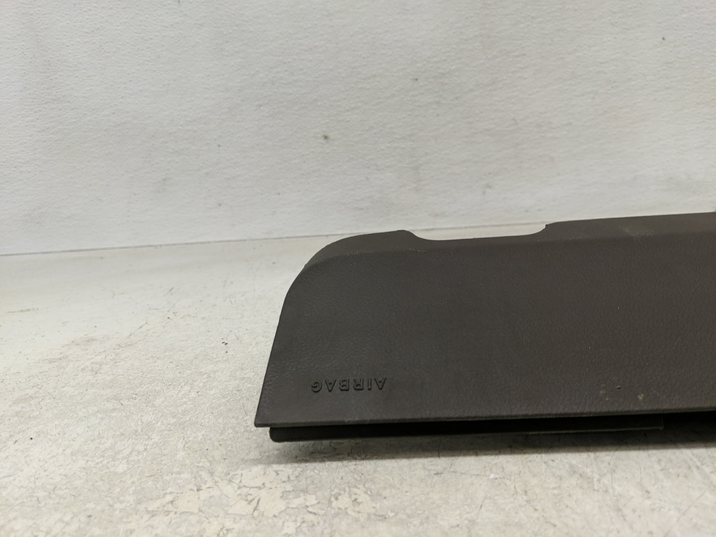 2011-2012 Chevrolet Cruze Air Bag Passenger Seat Right OEM P/N:813645686 Fits Fits 2011 2012 OEM Used Auto Parts - Oemusedau