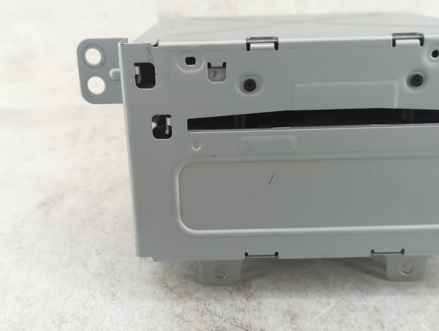2011-2012 Chevrolet Cruze Radio AM FM Cd Player Receiver Replacement P/N:22815634 Fits Fits 2010 2011 2012 OEM Used Auto Par