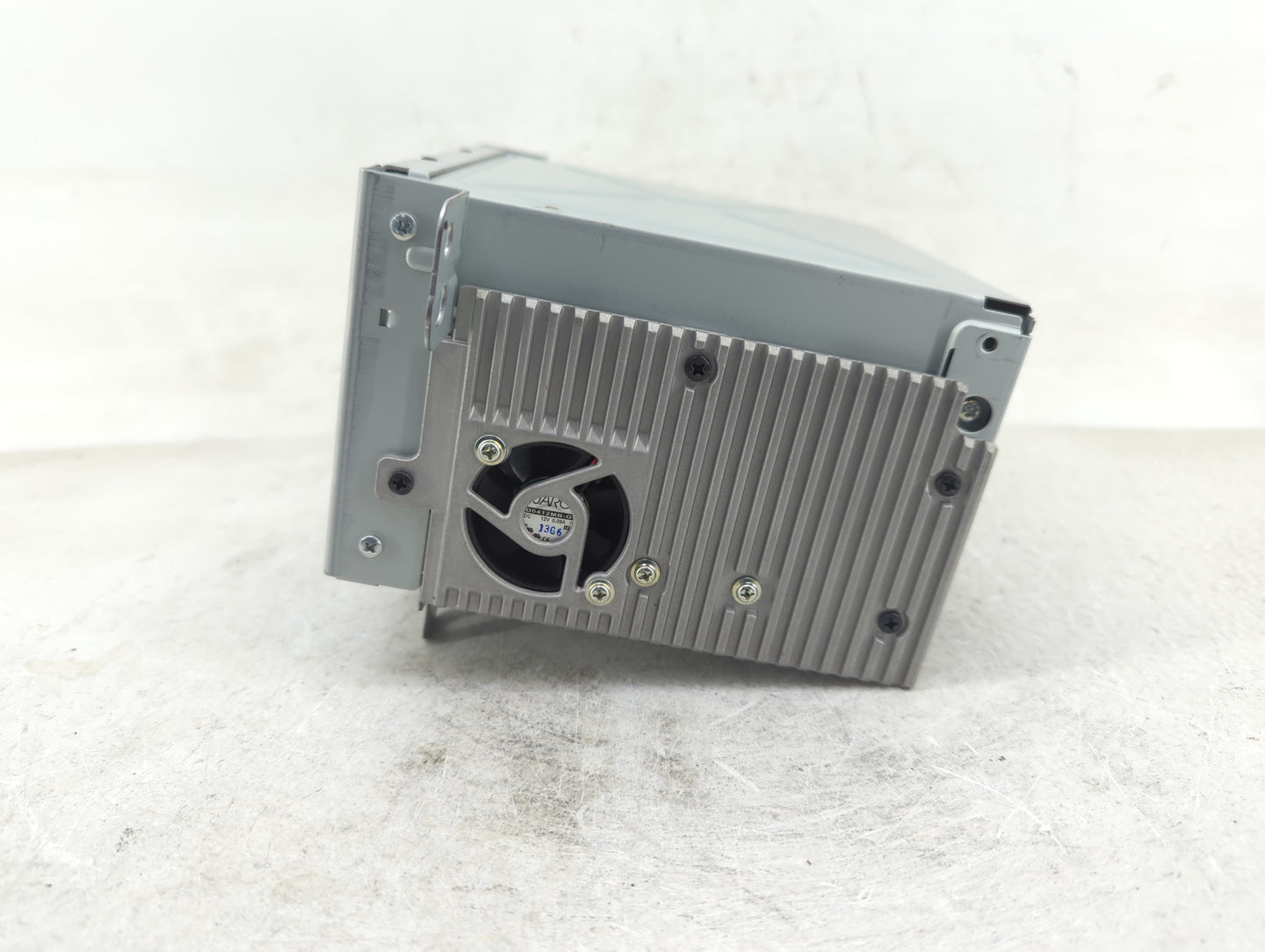 2011-2012 Chevrolet Cruze Radio AM FM Cd Player Receiver Replacement P/N:22815634 Fits Fits 2010 2011 2012 OEM Used Auto Par