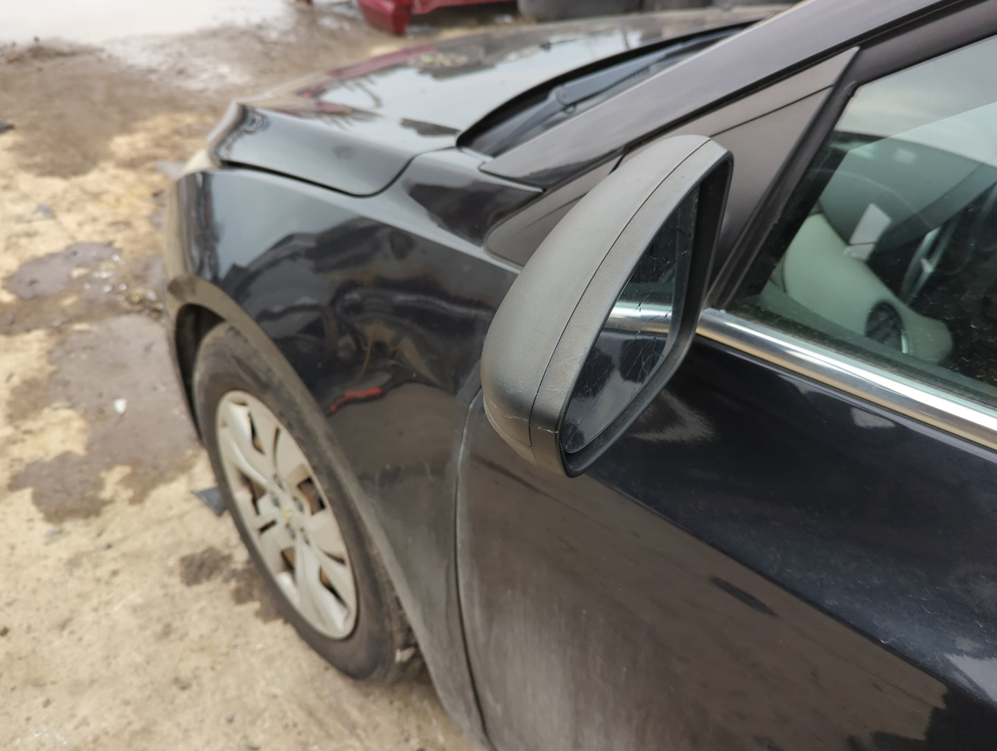 2011-2016 Chevrolet Cruze Driver Side View Mirror - Left Door Mirror OEM Used - Oemusedautoparts1.com