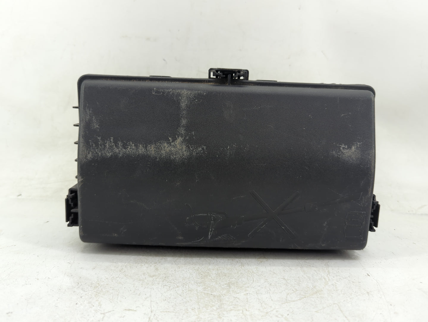 2011-2014 Chevrolet Cruze Fusebox Fuse Box Panel Relay Module P/N:13222782 Fits Fits 2011 2012 2013 2014 OEM Used Auto Parts