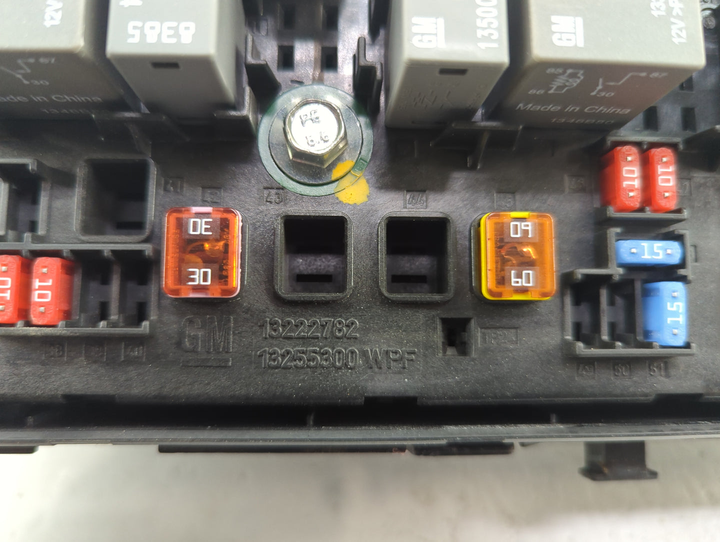 2011-2014 Chevrolet Cruze Fusebox Fuse Box Panel Relay Module P/N:13222782 Fits Fits 2011 2012 2013 2014 OEM Used Auto Parts