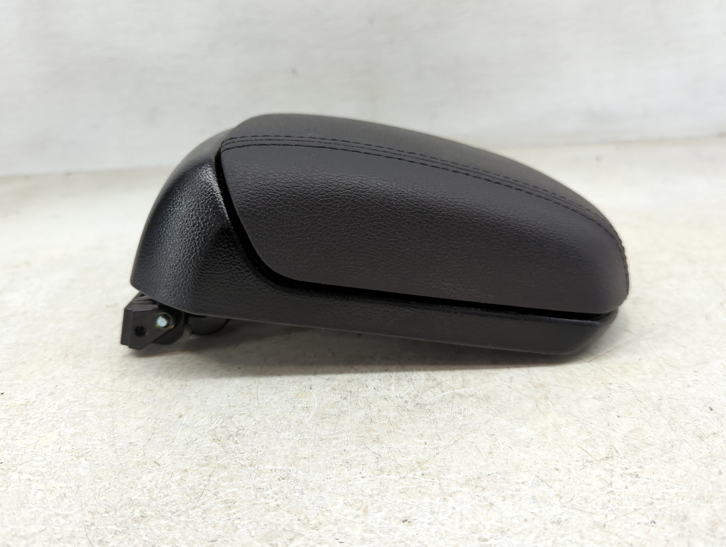 2012 Chevrolet Cruze Center Console Armrest Cover Lid Fits OEM Used Auto Parts - Oemusedautoparts1.com