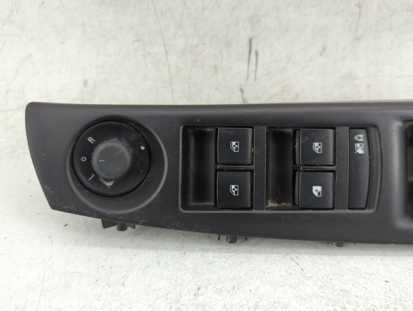 2011-2013 Chevrolet Cruze Master Power Window Switch Replacement Driver Side Left P/N:877569434 G509-L020286AA Fits OEM Used