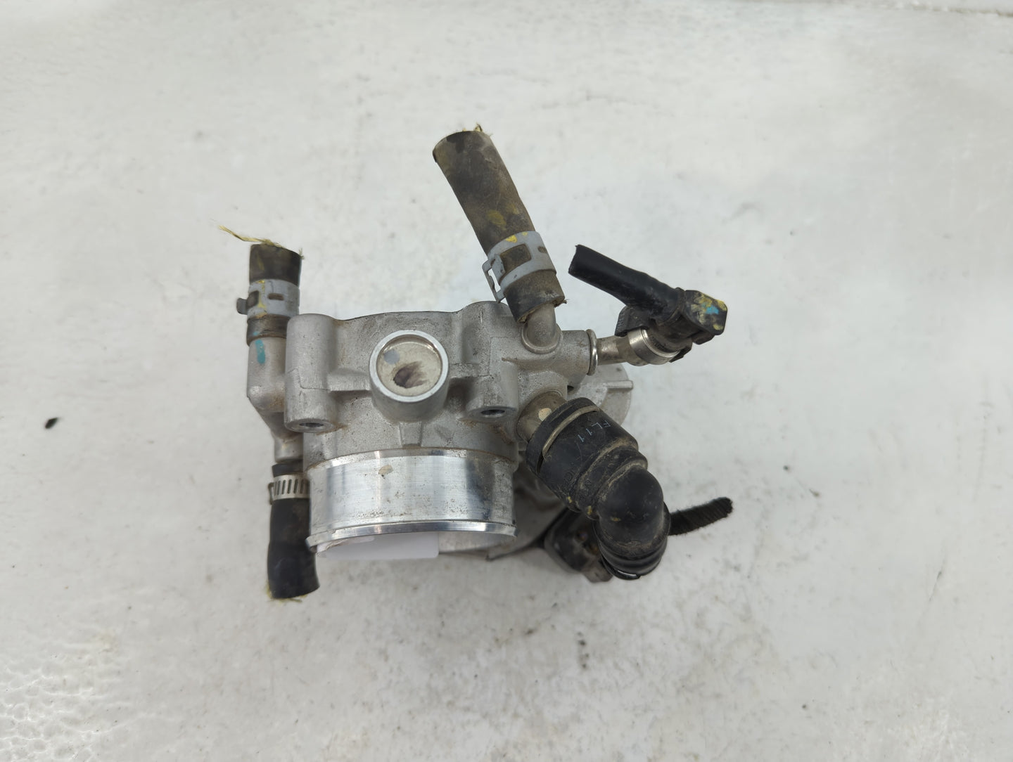 2011-2016 Chevrolet Cruze Throttle Body P/N:55577375 Fits Fits 2009 2010 2011 2012 2013 2014 2015 2016 2017 2018 OEM Used Au