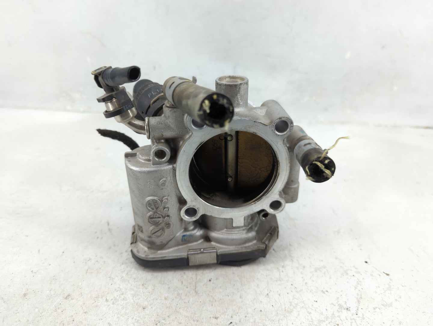 2011-2016 Chevrolet Cruze Throttle Body P/N:55577375 Fits Fits 2009 2010 2011 2012 2013 2014 2015 2016 2017 2018 OEM Used Au