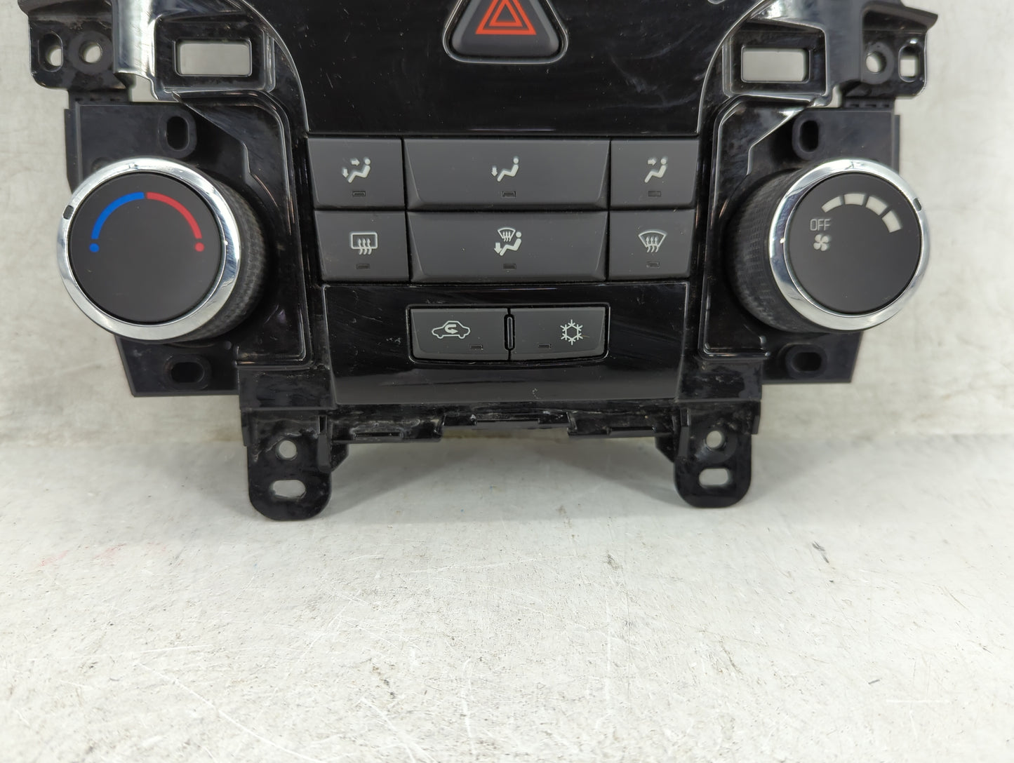 2011-2012 Chevrolet Cruze Climate Control Module Temperature AC/Heater Replacement P/N:95017054 Fits Fits 2011 2012 OEM Used