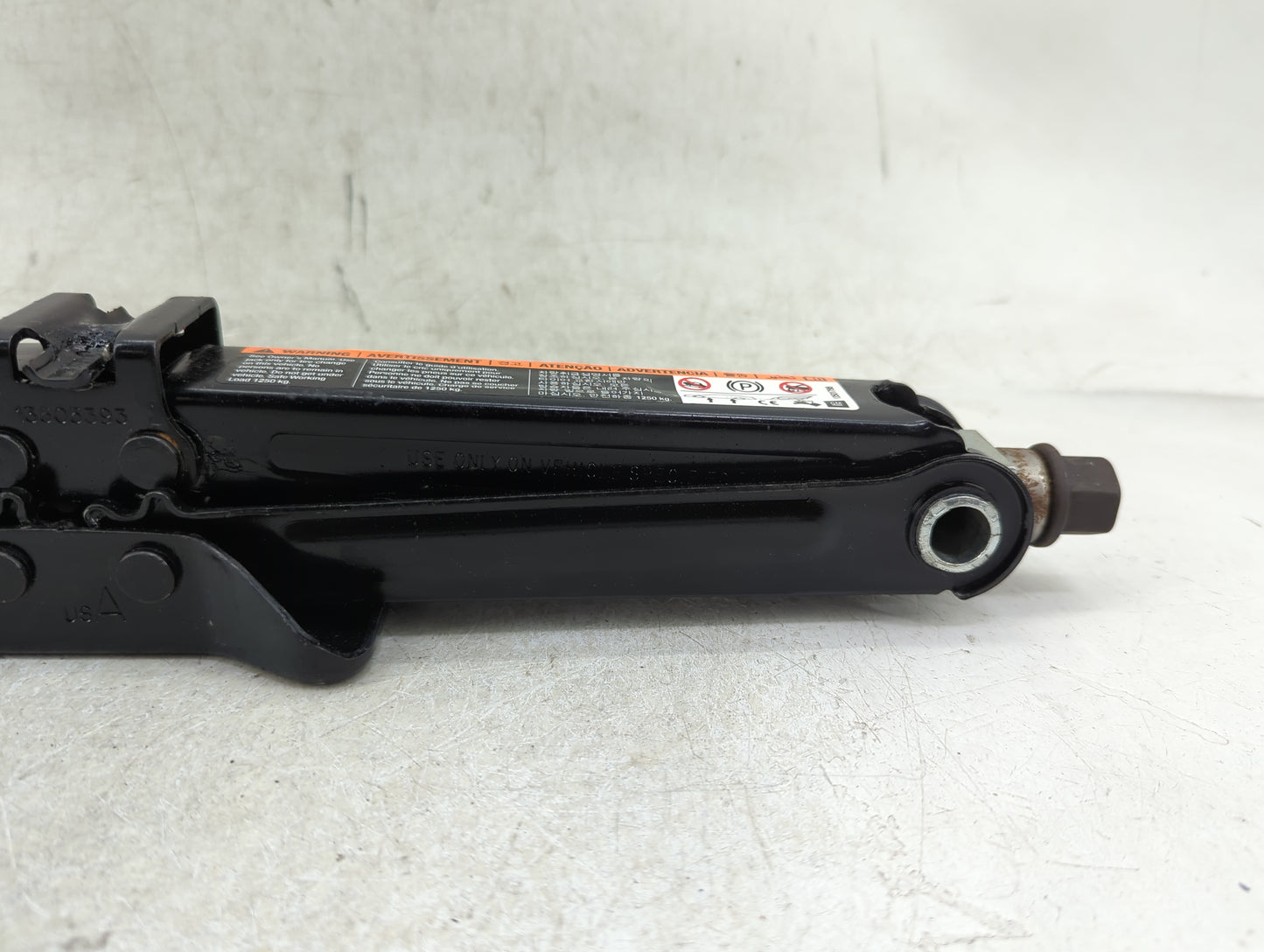 2012 Chevrolet Cruze Spare Scissor Car Jack 1409900 - Oemusedautoparts1.com