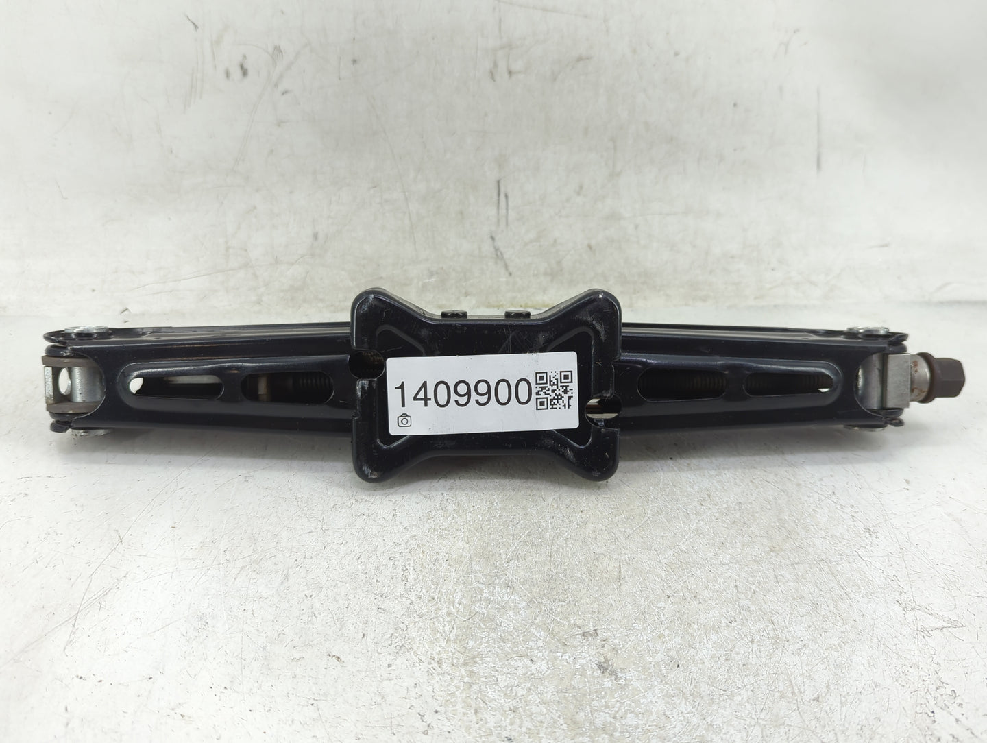 2012 Chevrolet Cruze Spare Scissor Car Jack - Oemusedautoparts1.com