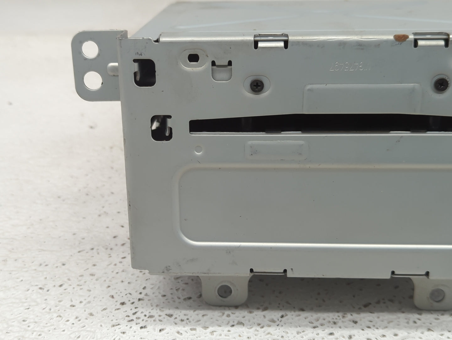 2012 Chevrolet Cruze Radio AM FM Cd Player Receiver Replacement P/N:22870782 Fits OEM Used Auto Parts - Oemusedautoparts1.co
