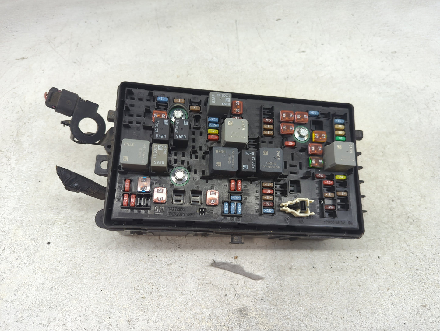 2011-2014 Chevrolet Cruze Fusebox Fuse Box Panel Relay Module P/N:812461952 Fits Fits 2011 2012 2013 2014 OEM Used Auto Part