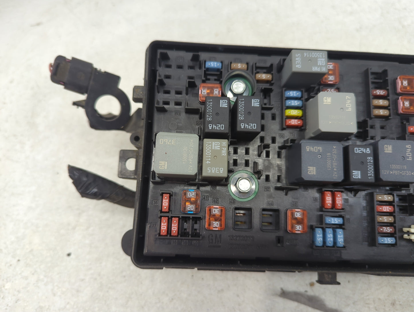 2011-2014 Chevrolet Cruze Fusebox Fuse Box Panel Relay Module P/N:812461952 Fits Fits 2011 2012 2013 2014 OEM Used Auto Part